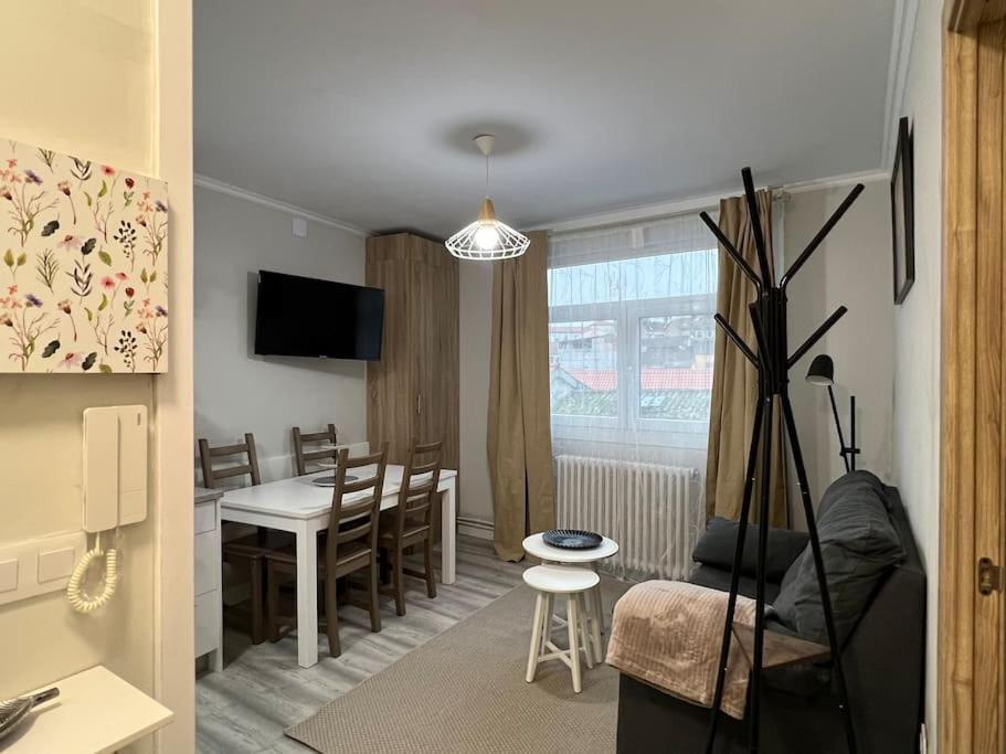 Apartamento Turistico Plaza III Monforte De Lemos Exterior foto
