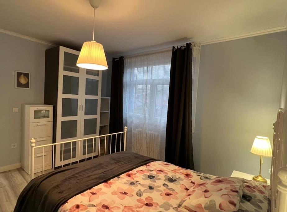 Apartamento Turistico Plaza III Monforte De Lemos Exterior foto
