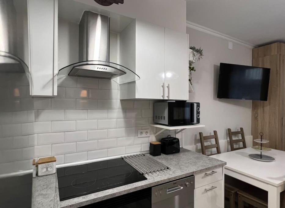 Apartamento Turistico Plaza III Monforte De Lemos Exterior foto