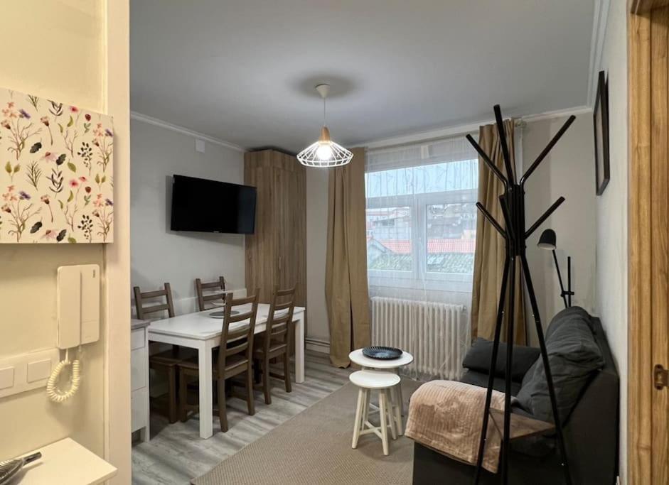 Apartamento Turistico Plaza III Monforte De Lemos Exterior foto